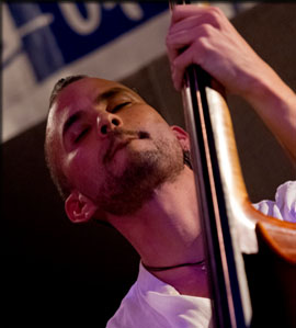 Fabricio Nicolas contrebassiste