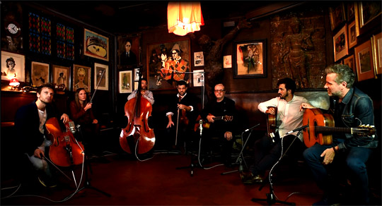 Tournage Film sur GRAPPELLI au LAPIN AGILE de MONTMARTRE