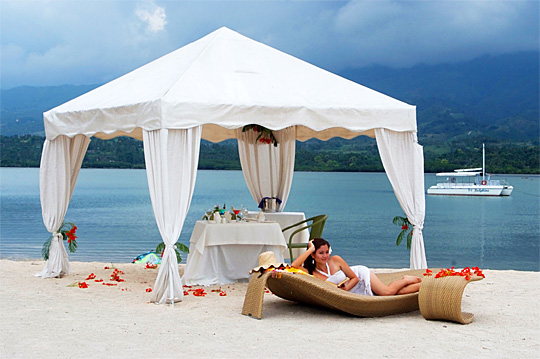 Badian Resort pergola sur la plage