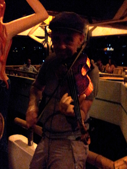 Concert a Coron Island