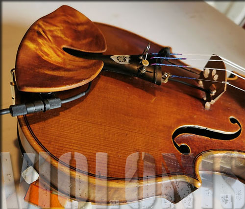 Connector for mic STAT V on a chinrest of Jacques GAY