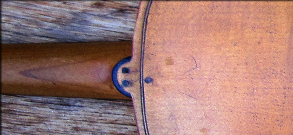 TESTORE 1740 Couronne au fond