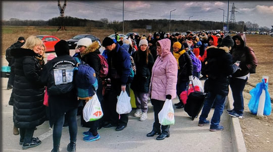 Poste frontiere de Palanca refugiés ukrainiens fuyant la guerre